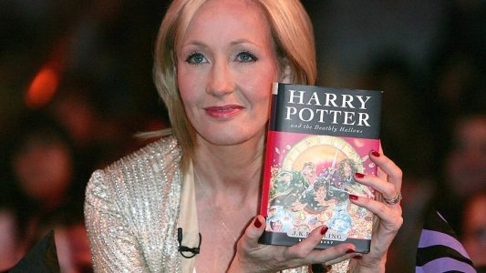 1494582473062.jpg--coronavirus__j_k__rowling_si_complimenta_con_gli_italiani___siete_fonte_di_ispirazione_