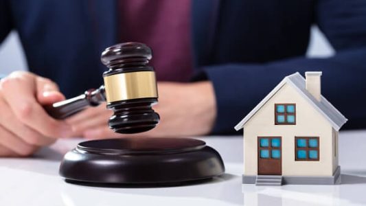 Quali effetti potrebbe avere nell'ambito della sospensione delle procedure esecutive immobiliari la sentenza n. 9479/23?